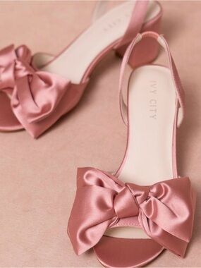 Ivy City Co | Women’s Pink Satin Bow Slingback Heels Size 7.5